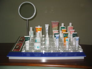 广州化妆品展示架制作厂家 品质与创意的完美结合